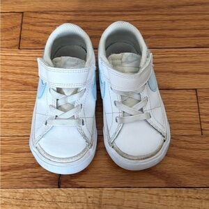 Nike Kids White Sneakers with Light Blue Swoosh